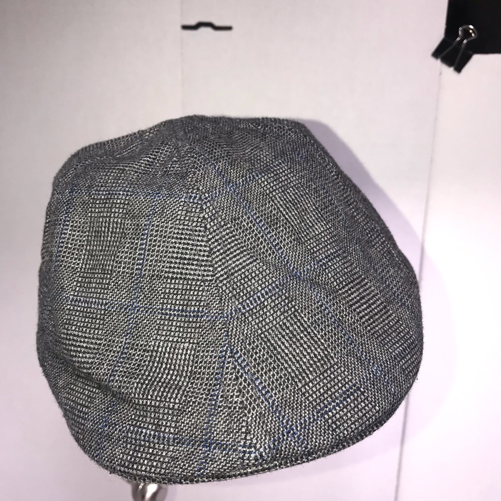 Hat newsboy style